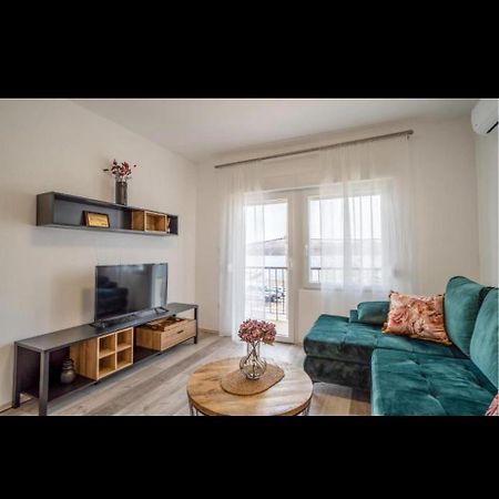 Apartman Jan Karlobag Kültér fotó